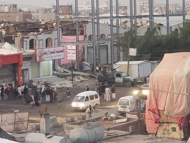 اسفر عن مقتل 5 فنيين.. مسؤول حكومي يكشف سبب انفجار صنعاء ويعتبر ذلك مؤشراً خطيرا