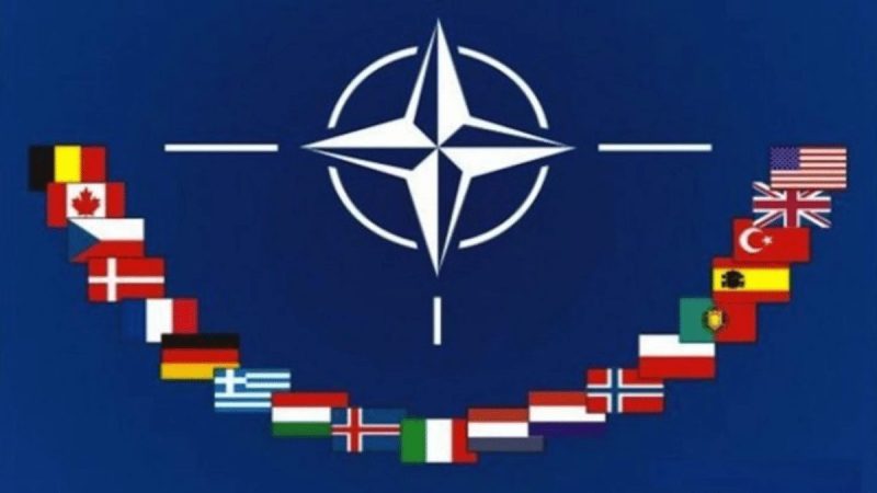 ممثلوا دول الناتو يوقعون على بروتوكولات انضمام السويد وفنلندا